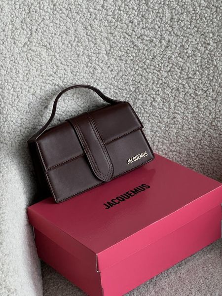 Жіноча сумка Jacquemus Le Grand Bambino шоколадна з екошкіри Any-20361-6 фото