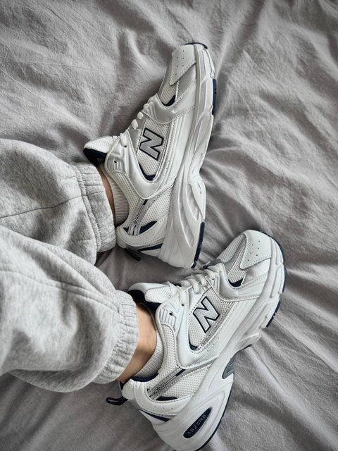 Женские кроссовки New Balance 530 в сетку белые с серым Нью Беланс Arm-N_B4999 фото