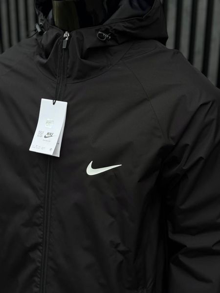 Чоловіча куртка Nike чорна з білим Куртка Найк легка з капюшоном Хар-530 фото
