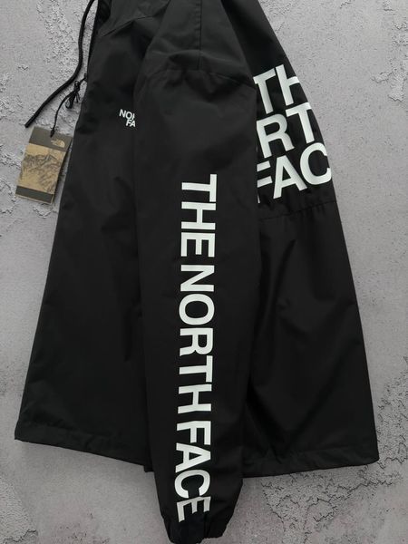 Чоловіча вітрівка The North Face з капюшоном чорна Куртка ТНФ весняна Хар-555 фото
