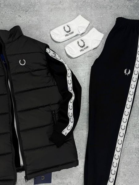 Мужской костюм Fred Perry с лампасами черный Комплект Фред Перри Жилетка Хар-545 фото