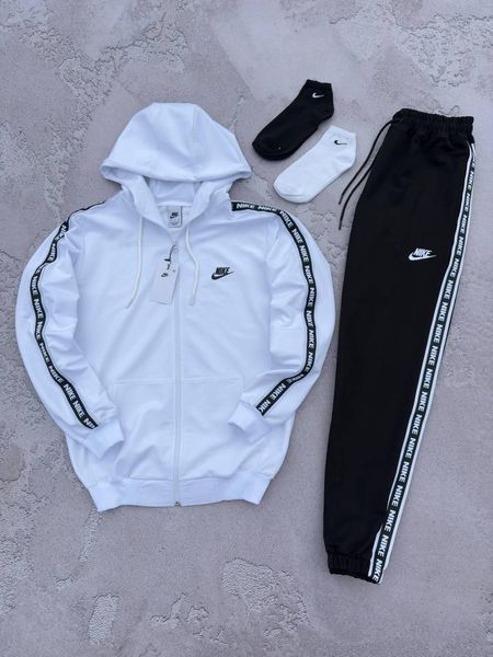 Мужской спортивный костюм Nike 7в1 белый с лампасами Комплект Найк Костюм Футболка Шорты Кепка Носки Хар-640 фото