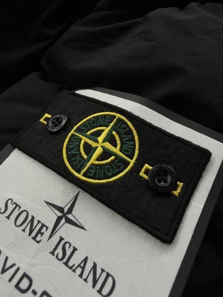 Чоловіча зимова куртка Stone Island чорна Пуховик Стон Айленд з капюшоном Хар-357 фото