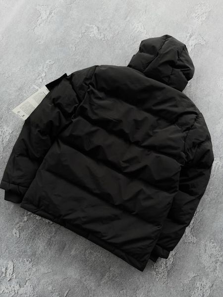 Чоловіча зимова куртка Stone Island чорна Пуховик Стон Айленд з капюшоном Хар-357 фото