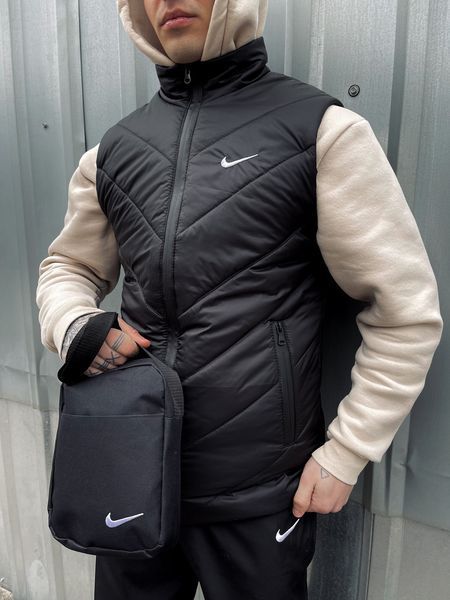 Чоловічий спортивний костюм Nike з плащової тканини чорний Комплект Найк Жилетка Штани Барсетка Intr-1620131159 фото