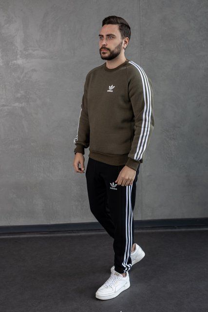 Мужской зимний спортивный костюм Adidas с лампасами хаки с черным Комплект Адидас без капюшона Хар-320 фото