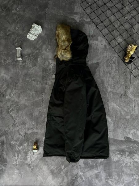 Чоловіча зимова куртка парку чорна з подовженою хутром Моло-B7N фото