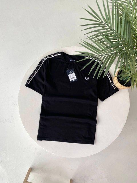 Мужская футболка Fred Perry черная с лампасами Фред Перри Гла-4 фото