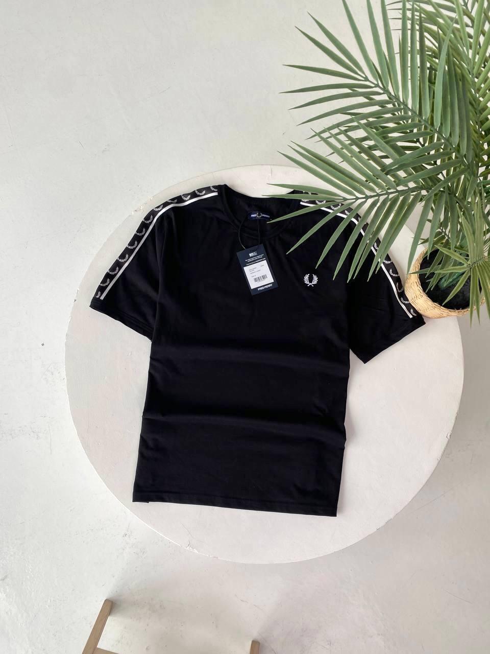 Мужская футболка Fred Perry черная с лампасами Фред Перри