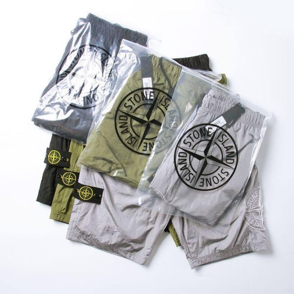 Чоловічі шорти Stone Island чорні з нейлону Бриджі Стойн Айленд Hub-116 фото
