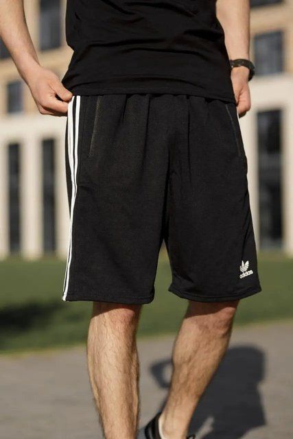 Мужские спортивные шорты Adidas черные с полосами Адидас Мой-56/Хар-840 (коп5) фото