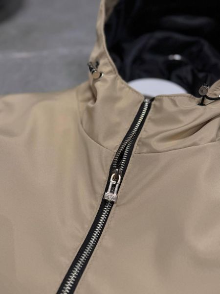 Чоловіча ветровка Stone Island з патчем бежева Куртка Стон Айленд з плащової тканини Моло-SN101 фото