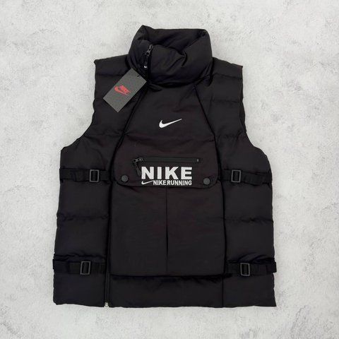 Мужская жилетка Nike без капюшона из плащевки черная Безрукавка Найк демисезонная Хар-124 фото