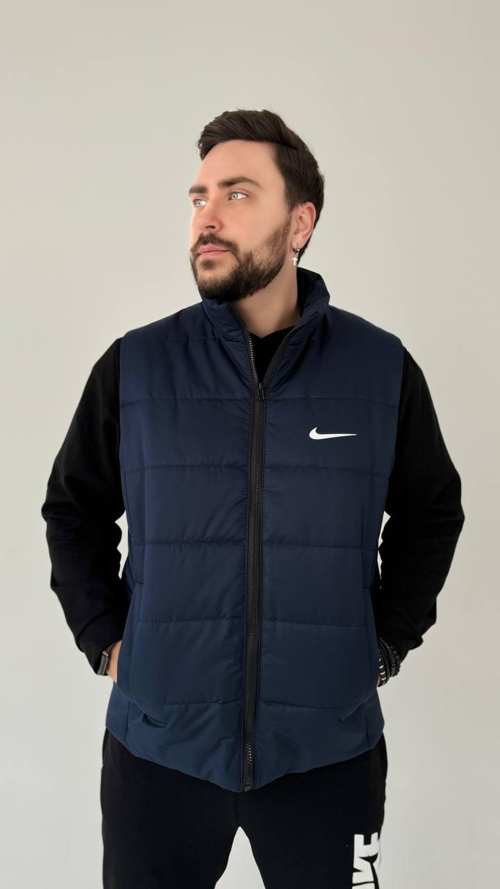 Чоловіча жилетка Nike без капюшона синя Безрукавка Найк з плащівки