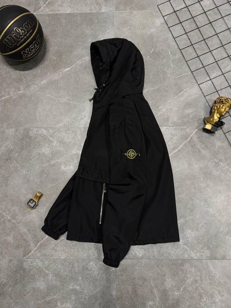 Чоловіча ветровка Stone Island з патчем чорна Куртка Стон Айленд з плащової тканини Моло-SN100 фото