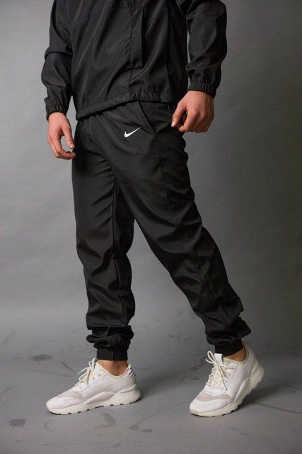 Мужские спортивные штаны Nike из плащевки черные Брюки Найк Intr-1590403527 фото