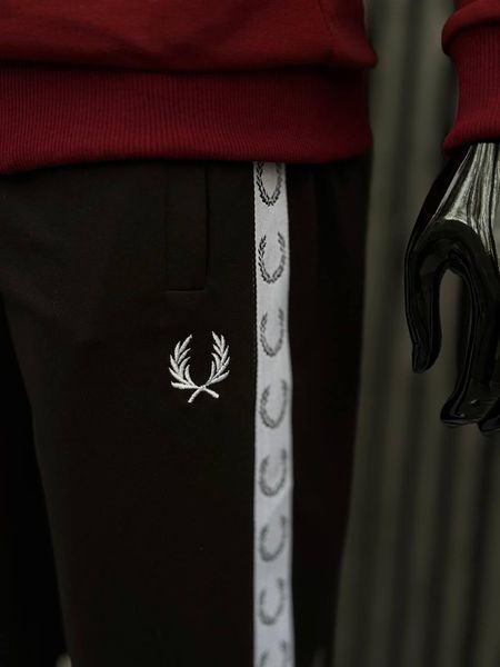 Чоловічий костюм Fred Perry з лампасами бордовий Комплект Фред Перрі Кофта Штани Хар-675 фото