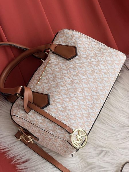Женская сумка Michael Kors Hayes Duffle белая Any-20608-2 фото