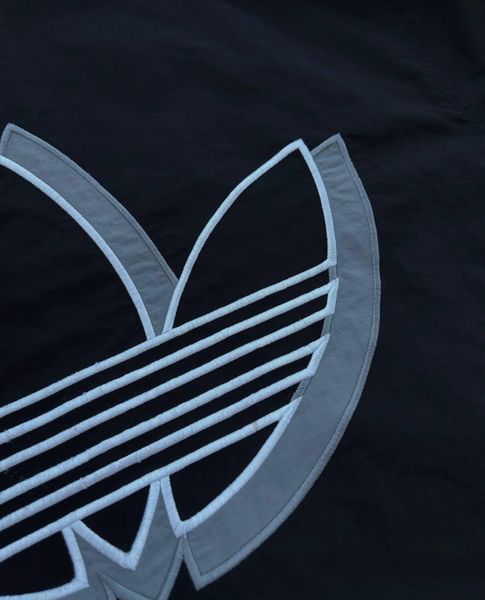 Мужская ветровка Adidas черная рефлектив без капюшона Куртка Адидас весенняя осенняя Хар-530 2 фото