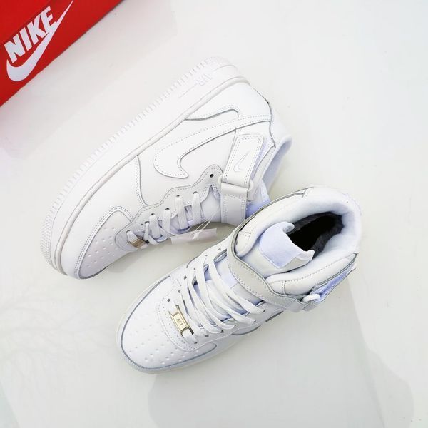 Мужские зимние кроссовки Nike Air Force 1 White на меху белые Найк Аир Форс кожаные Milf-NWP011101-ТА фото