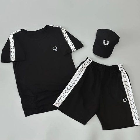 Чоловічий літній костюм Fred Perry Футболка Шорти Кепка чорний Комплект Фред Перрі з лампасами Will-FP0016 фото