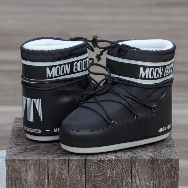 Жіночі зимові дутики Moon Boot чорні In-3029 фото